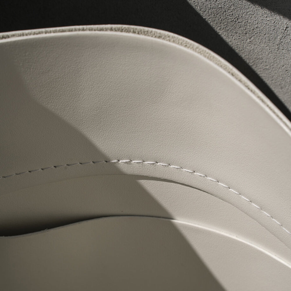 Large Desert Totem Bucket Handbag In Silver Ash Italian Leather - Mojave Desert Skin Shield