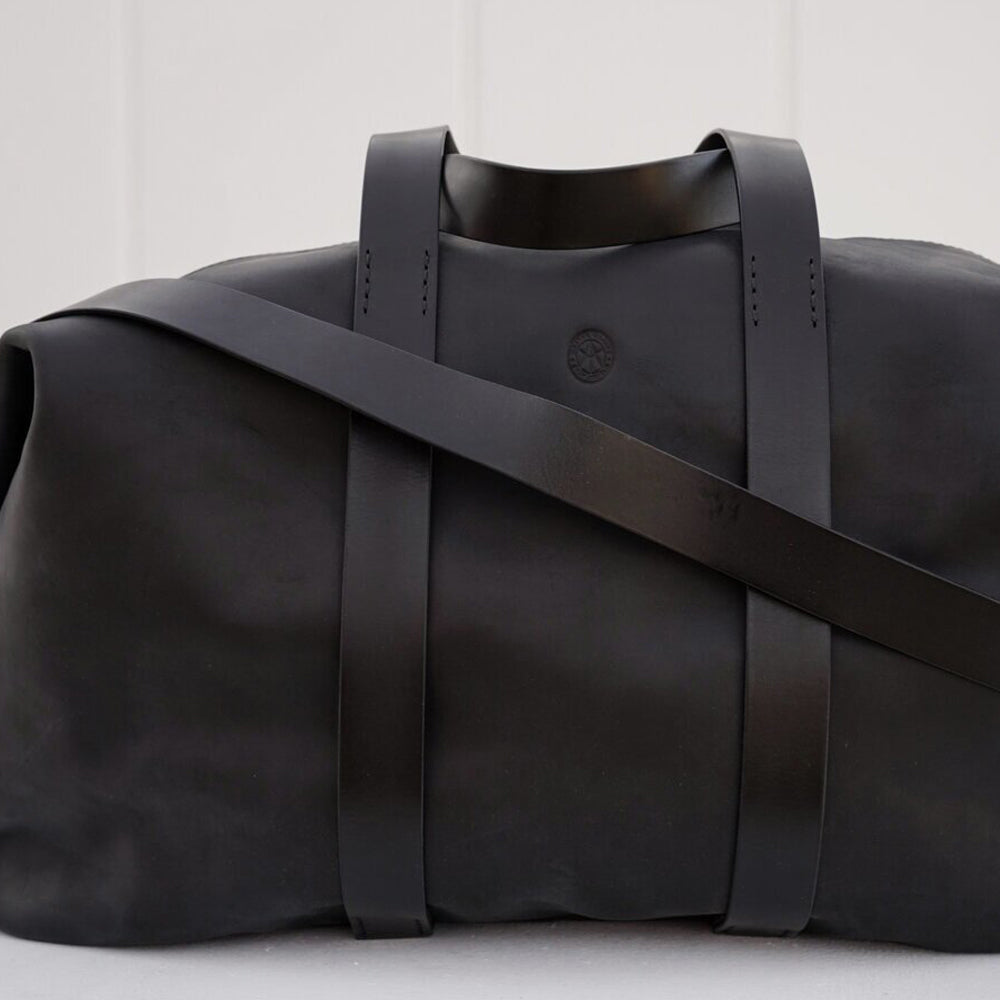 The Weekender Overnight Duffle Bag In Black Eco Leather - Mojave Desert Skin Shield 